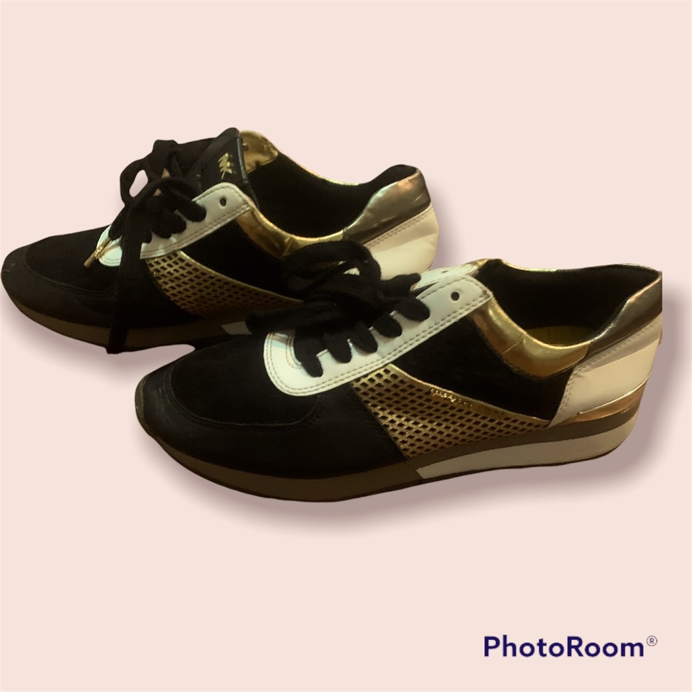 MICHAEL KORS  ALLIE TRAINER BLACK AND GOLD DESIGNER SNEAKERS 7M WOMENS